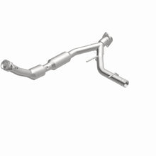 Load image into Gallery viewer, MagnaFlow 03-04 Ford Expedition 5.4L Direct Fit Converter