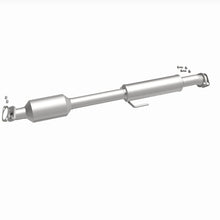 Load image into Gallery viewer, MagnaFlow 2015 Kia Optima 2.4L Direct Fit Catalytic Converter (California Grade)
