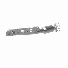 Load image into Gallery viewer, MagnaFlow 11-13 QX56 V8 5.6 OEM Manifold Direct Fit Converter