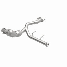 Load image into Gallery viewer, MagnaFlow 21-23 Ford F-150 3.5L Right Underbody Direct Fit Converter