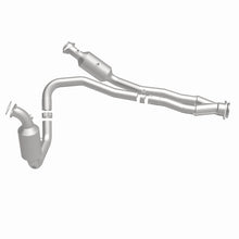 Load image into Gallery viewer, MagnaFlow Direct Fit Catalytic Converter 2015-2017 Transit-150 V6 3.5 OEM Underbody