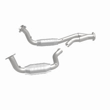 Load image into Gallery viewer, MagnaFlow 2003 Chevrolet SSR 5.3L Direct Fit Converter