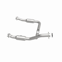 Load image into Gallery viewer, MagnaFlow 06-10 Ford Explorer 4.6L Direct Fit Converter