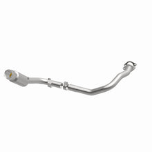Load image into Gallery viewer, MagnaFlow Direct Fit Catalytic Converter 10-13 Land Rover LR4 V8 5.0L OEM Underbody