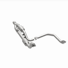 Load image into Gallery viewer, MagnaFlow 14-18 2500 V8 6.4 OEM Underbody Direct Fit Converter