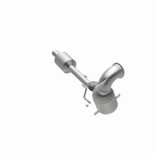 Load image into Gallery viewer, MagnaFlow Direct Fit Catalytic Converter 19-20 Volkswagen Jetta 1.4L Underbody