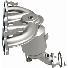 Load image into Gallery viewer, MagnaFlow 13-17 Hyundai Santa Fe Sport 2.4L Direct Fit Catalytic Converter