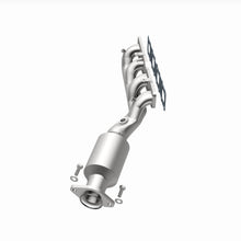 Load image into Gallery viewer, MagnaFlow 05-06 Nissan Titan 5.6L Direct Fit Converter