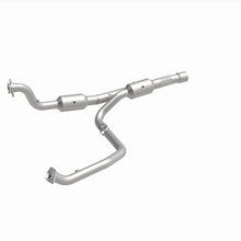 Load image into Gallery viewer, MagnaFlow 14-18 2500 V8 6.4 OEM Underbody Direct Fit Converter