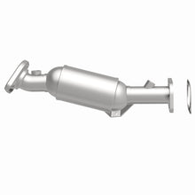 Load image into Gallery viewer, MagnaFlow 10-11 Soul 1.6L Underbody Direct Fit Converter