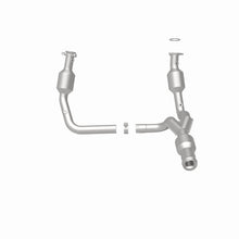 Load image into Gallery viewer, MagnaFlow 15-16 Cadillac Escalade 6.2L Direct Fit Converter