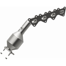 Load image into Gallery viewer, MagnaFlow 2009 Hyundai Genesis 4.6L Direct Fit Converter