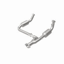 Load image into Gallery viewer, MagnaFlow 2000 Cadillac Escalade 5.7L Direct Fit Converter
