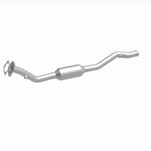 Load image into Gallery viewer, MagnaFlow 96-98 Volvo 850 2.4L Direct Fit Converter