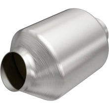 Load image into Gallery viewer, MagnaFlow Conv Uni CA 2.50in./2.50in. Straight/Angle Direct Fit Converter
