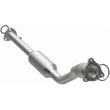 Load image into Gallery viewer, MagnaFlow 99-02 Chevrolet Cavalier 2.4L Direct Fit Converter