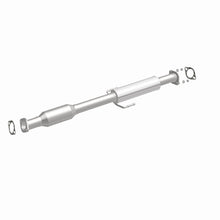 Load image into Gallery viewer, MagnaFlow 14-15 Cadenza 3.3L Underbody Direct Fit Converter