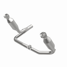 Load image into Gallery viewer, MagnaFlow 2004 Dodge Dakota 3.7L Direct Fit Catalytic Converter