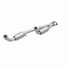 Load image into Gallery viewer, MagnaFlow 95-97 Ford Windstar 3.8L Direct Fit Converter
