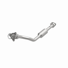 Load image into Gallery viewer, MagnaFlow 04-05 Chevrolet Cavalier 2.2L Direct Fit Converter