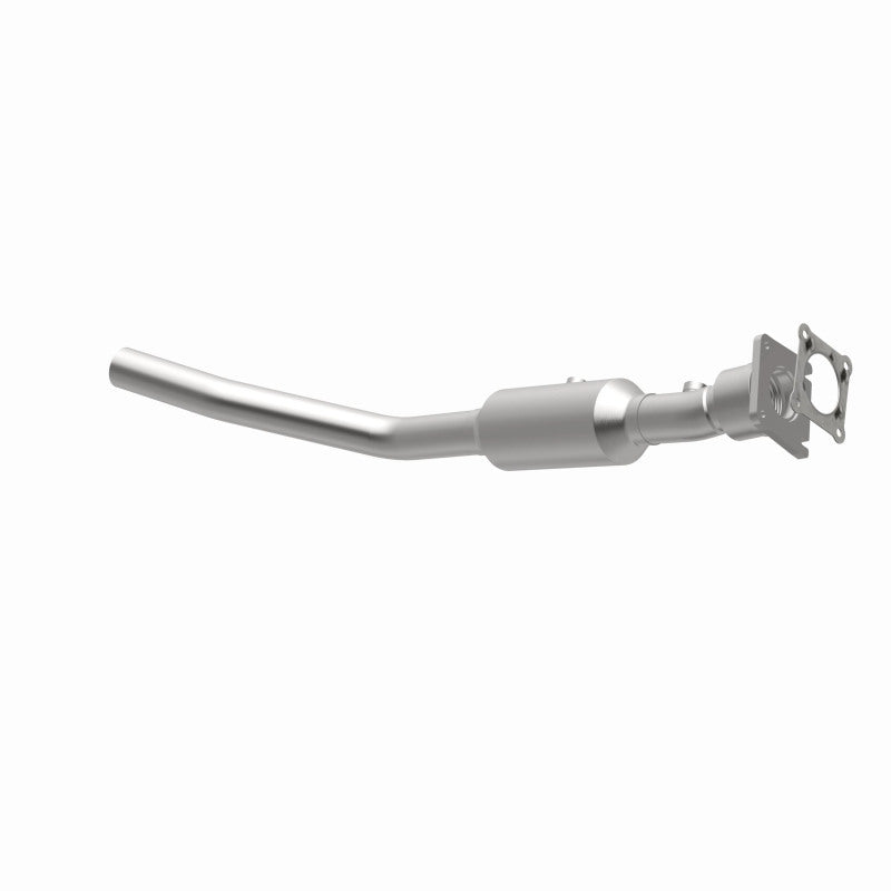 MagnaFlow 11-14 Jeep Patriot 2.4L Direct Fit Converter