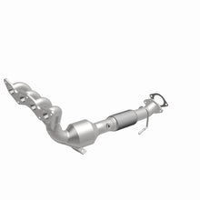 Load image into Gallery viewer, MagnaFlow 12-15 Ford Focus 2.0L Direct Fit Converter