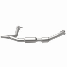 Load image into Gallery viewer, MagnaFlow 02-03 Ford F-150 5.4L Direct Fit Converter
