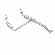 Load image into Gallery viewer, MagnaFlow 04-05 Chevrolet Express 1500 5.3L Direct Fit Converter