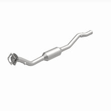 Load image into Gallery viewer, MagnaFlow 96-98 Volvo 850 2.4L Direct Fit Converter