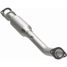 Load image into Gallery viewer, MagnaFlow 2004 Nissan Titan 5.6L Direct Fit Converter