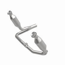 Load image into Gallery viewer, MagnaFlow 2004 Dodge Dakota 3.7L Direct Fit Catalytic Converter
