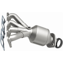 Load image into Gallery viewer, MagnaFlow 2016 Mitsubishi Outlander Manifold 2.4L Direct Fit Catalytic Converter