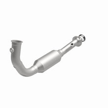 Load image into Gallery viewer, MagnaFlow 2004 Jeep Liberty 3.7L Direct Fit Converter