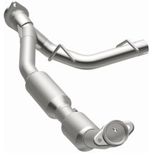 Load image into Gallery viewer, MagnaFlow 03-04 Ford Expedition 5.4L Direct Fit Converter
