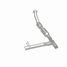 Load image into Gallery viewer, MagnaFlow 02-03 Ford F-150 5.4L Direct Fit Converter