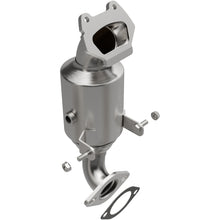 Load image into Gallery viewer, MagnaFlow 14-16 Ram ProMaster 1500/2500/3500 V6 3.6L CARB Compliant Direct Fit Catalytic Converter