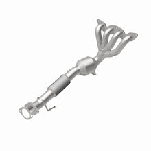 Load image into Gallery viewer, MagnaFlow 12-15 Ford Focus 2.0L Direct Fit Converter
