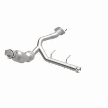 Load image into Gallery viewer, MagnaFlow 21-23 Ford F-150 3.5L Right Underbody Direct Fit Converter
