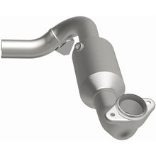Load image into Gallery viewer, MagnaFlow 2005 Lincoln Navigator 5.4L Direct Fit Converter