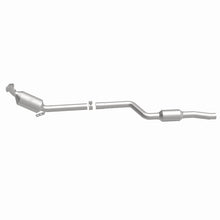 Load image into Gallery viewer, MagnaFlow 2011 C300 V6 3 OEM Underbody Direct Fit Converter