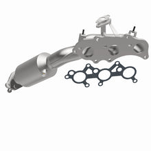 Load image into Gallery viewer, MagnaFlow 2013 FJ Cruiser V6 4 OEM Manifold Direct Fit Converter