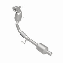Load image into Gallery viewer, MagnaFlow Direct Fit Catalytic Converter 19-20 Volkswagen Jetta 1.4L Underbody