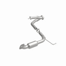 Load image into Gallery viewer, MagnaFlow 05-15 Toyota Tacoma 4.0L Direct Fit Converter