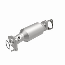 Load image into Gallery viewer, MagnaFlow 05-17 Nissan Frontier 4.0L Direct Fit Converter