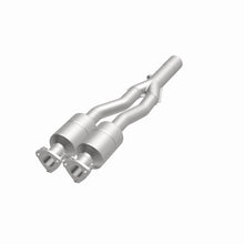 Load image into Gallery viewer, MagnaFlow Direct Fit Catalytic Converter 01-05 Audi TT Quattro 1.8L
