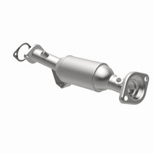 Load image into Gallery viewer, MagnaFlow 10-11 Soul 1.6L Underbody Direct Fit Converter