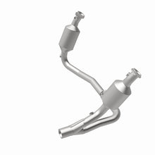 Load image into Gallery viewer, MagnaFlow 2004 Dodge Dakota 4.7L Direct Fit Catalytic Converter