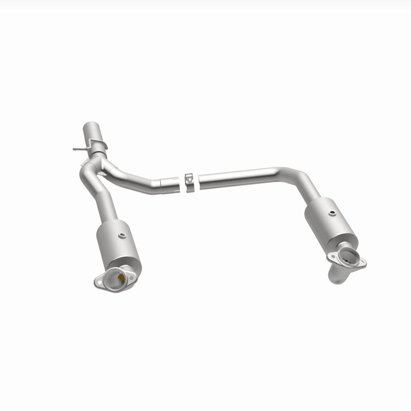 MagnaFlow 09-13 Ford E-350 Super Duty V10 6.8 OEM Underbody Direct Fit Catalytic Converter