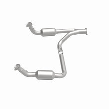 Load image into Gallery viewer, MagnaFlow 2000 Cadillac Escalade 5.7L Direct Fit Converter