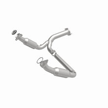 Load image into Gallery viewer, MagnaFlow 07-08 Chevrolet Silverado 1500 4.3L Direct Fit Converter